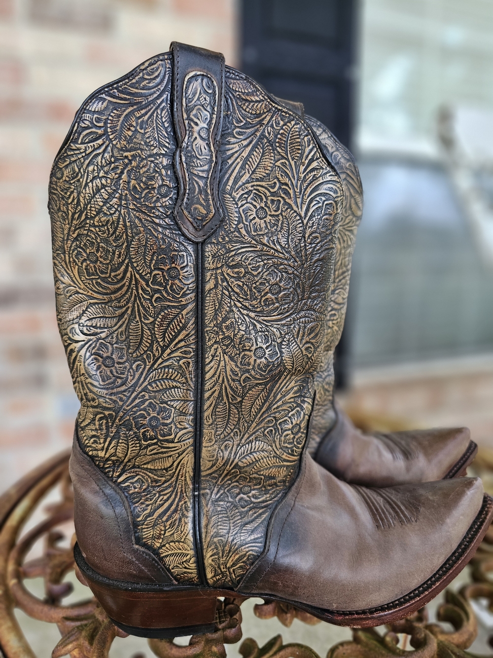 Vintage Nocona Floral Tooled Leather Western Cowboy Boots – Women's 9.5 B